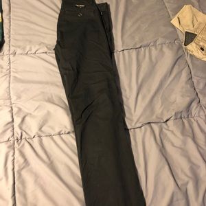 Men’s chino pants size 29